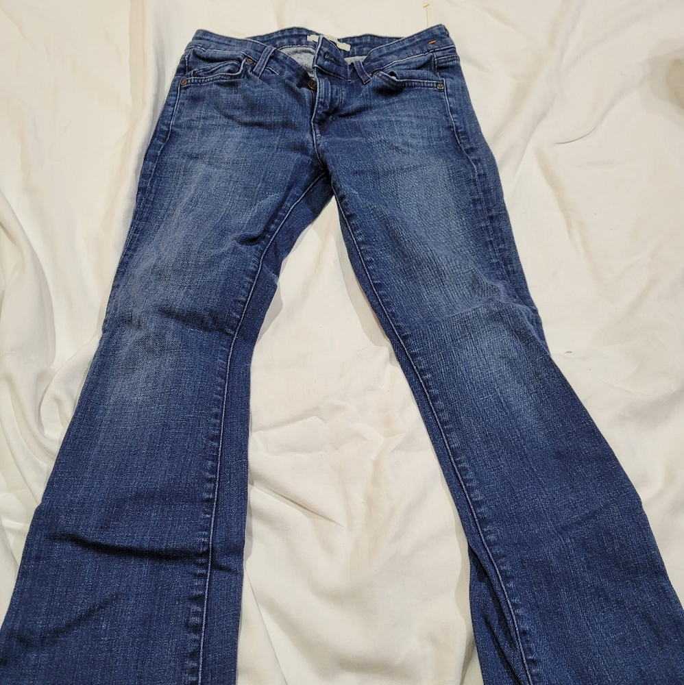 (783) Rich & Skinny, Jeans ,Size 25 , I think this is equivalent to a size 0